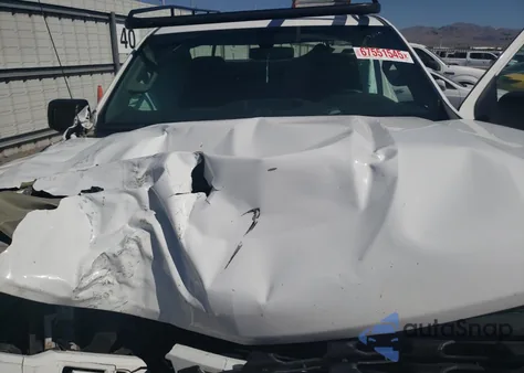 2020 Chevrolet Silverado C1500 из США, поврежденный, VIN 3GCNWAEF0LG339428